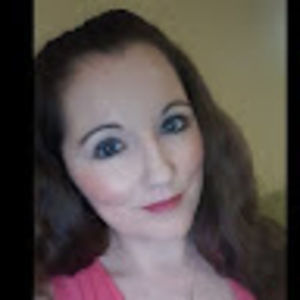 Meet your Posher, Lorie